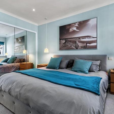Dolphins Apartment - Spectacular Sea Views 손더스풋 외부 사진